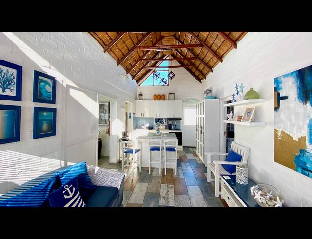2 BEDROOM APARTMENT FOR SALE IN DWARSKERSBOS